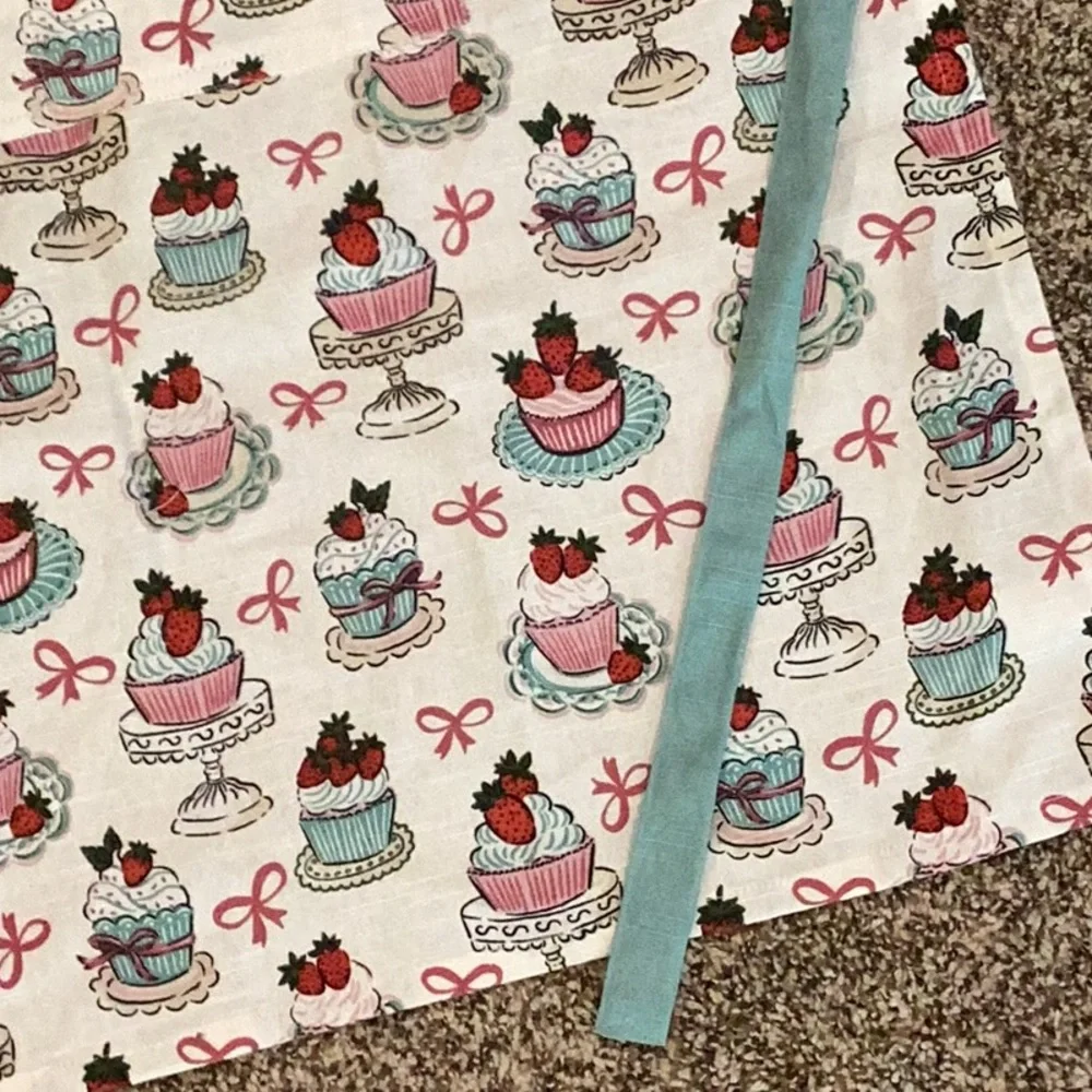 Kitchen Apron with Dessert Motif